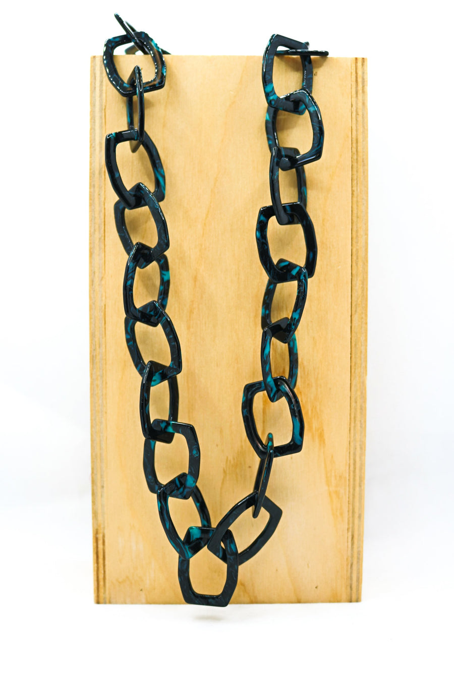 Large Acetate Chains